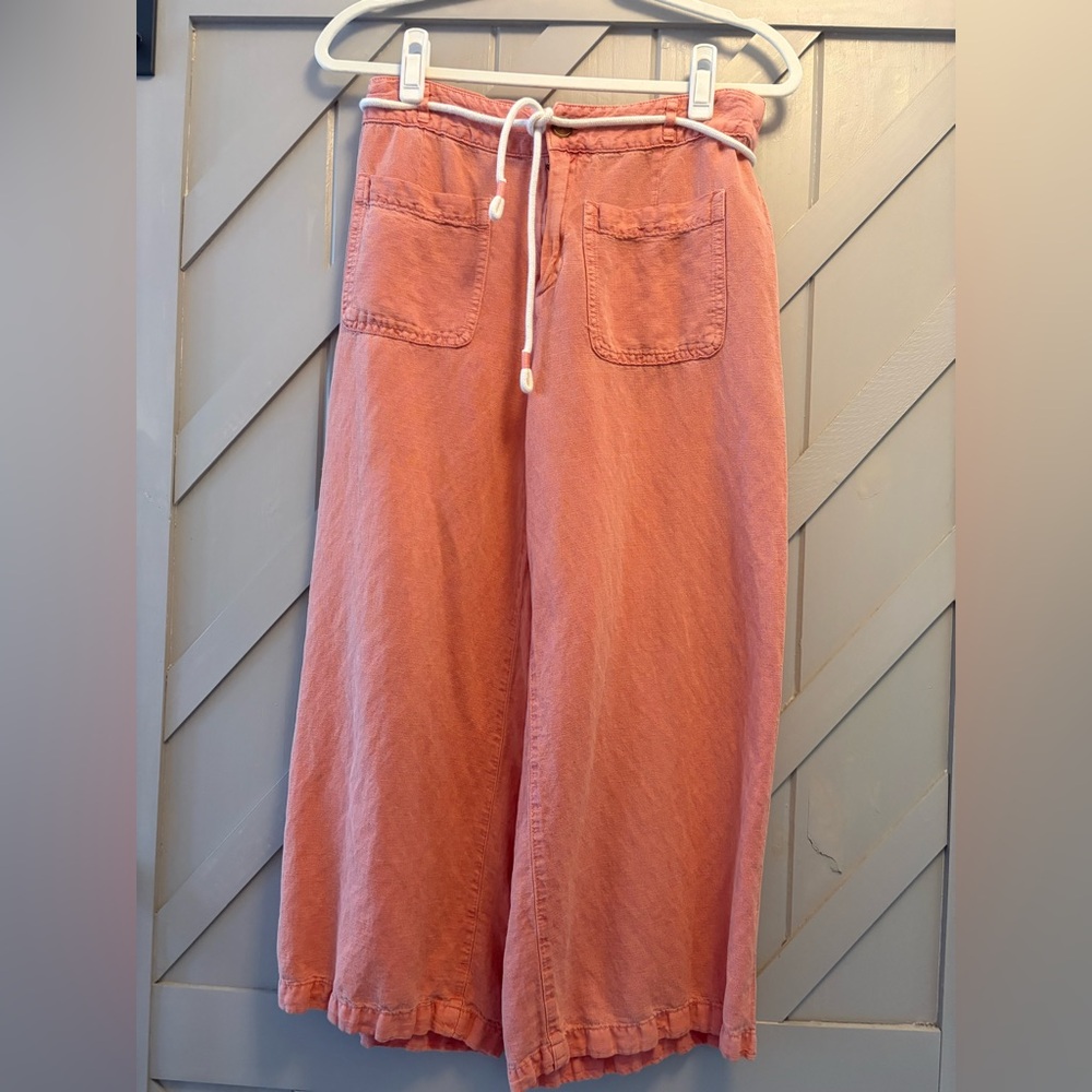 C&C California Coral Linen Cropped Pants